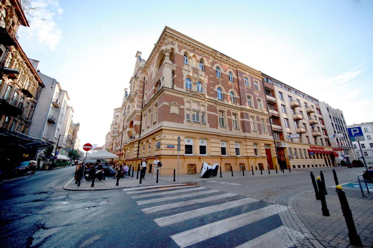Emka Hostel Varsovie Extérieur photo